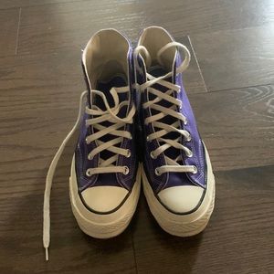 Converse Chick Taylor’s All stars - Worn only once!